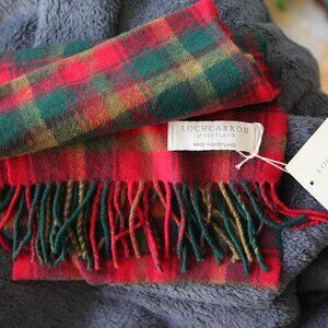 Lochcarron of Scotland 100% Lambswool Scarf.
